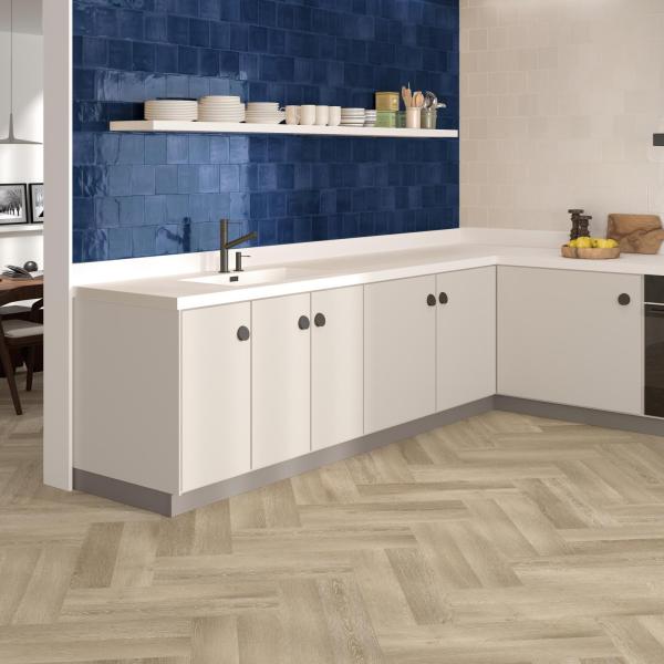 Amb Tabarca Marino Blanco 15x15 Chevron Natural 2000x