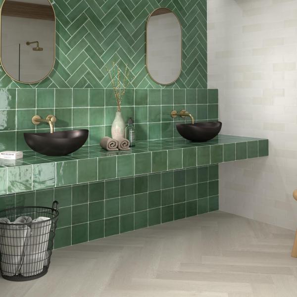 Amb Tabarca Verde 15x15 75x23 Chevron Blanco 2000x